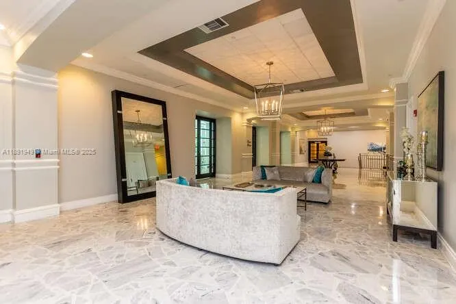 2501 S OCEAN DR, #1117