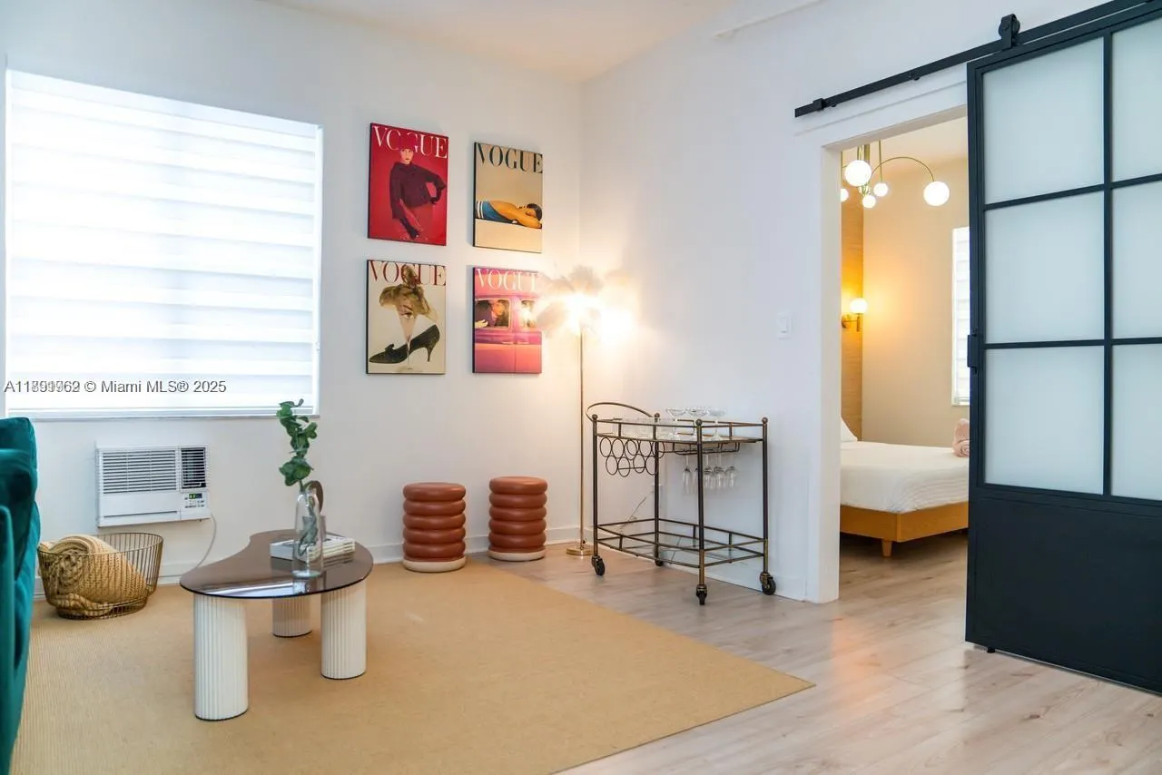 3030 Collins Ave, #1E