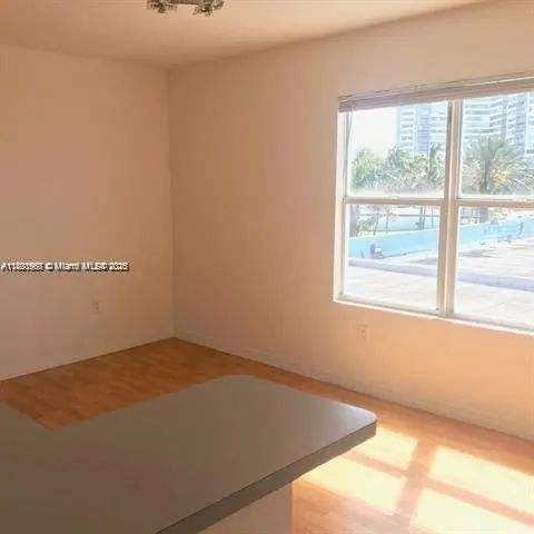 7326 Collins Ave, #304