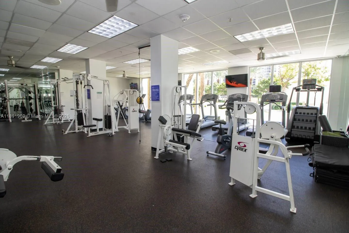 19370 Collins Ave, #1120