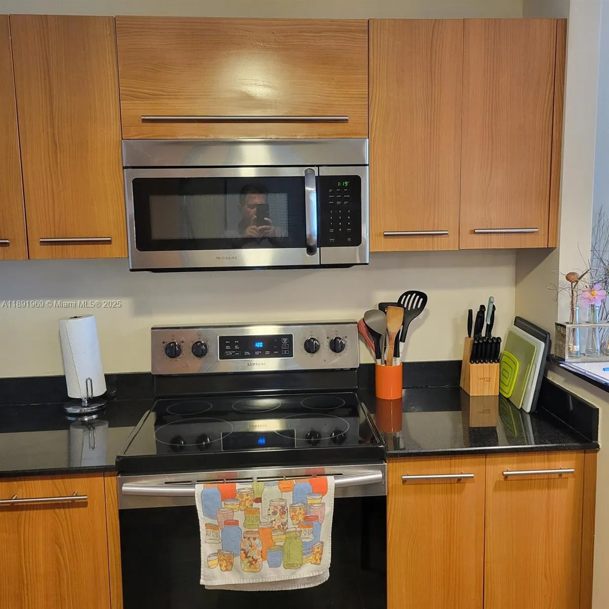 19370 Collins Ave, #1120