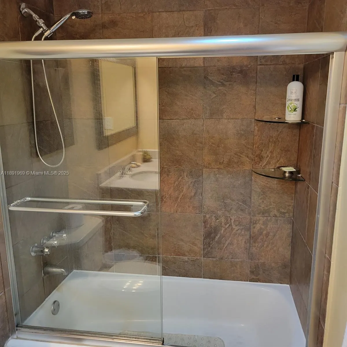 19370 Collins Ave, #1120
