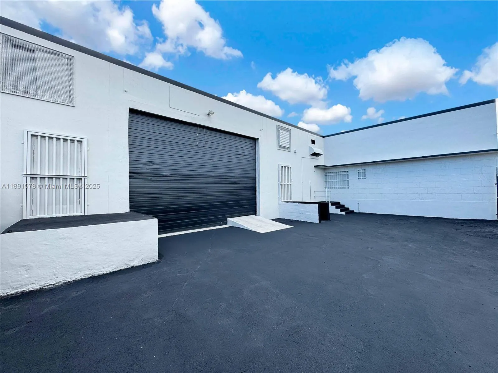286 NE 67th St