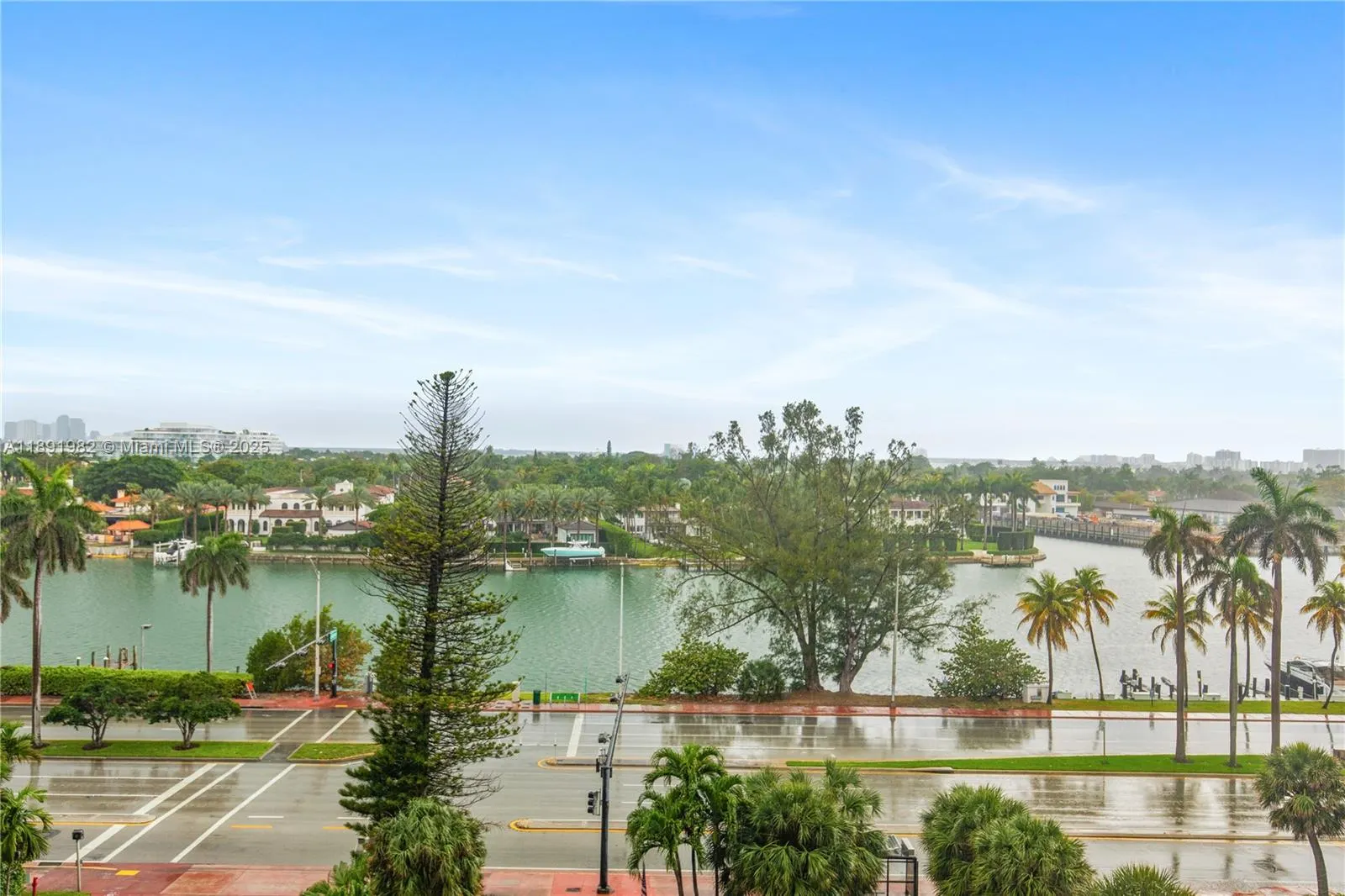 4925 Collins Ave, #6G