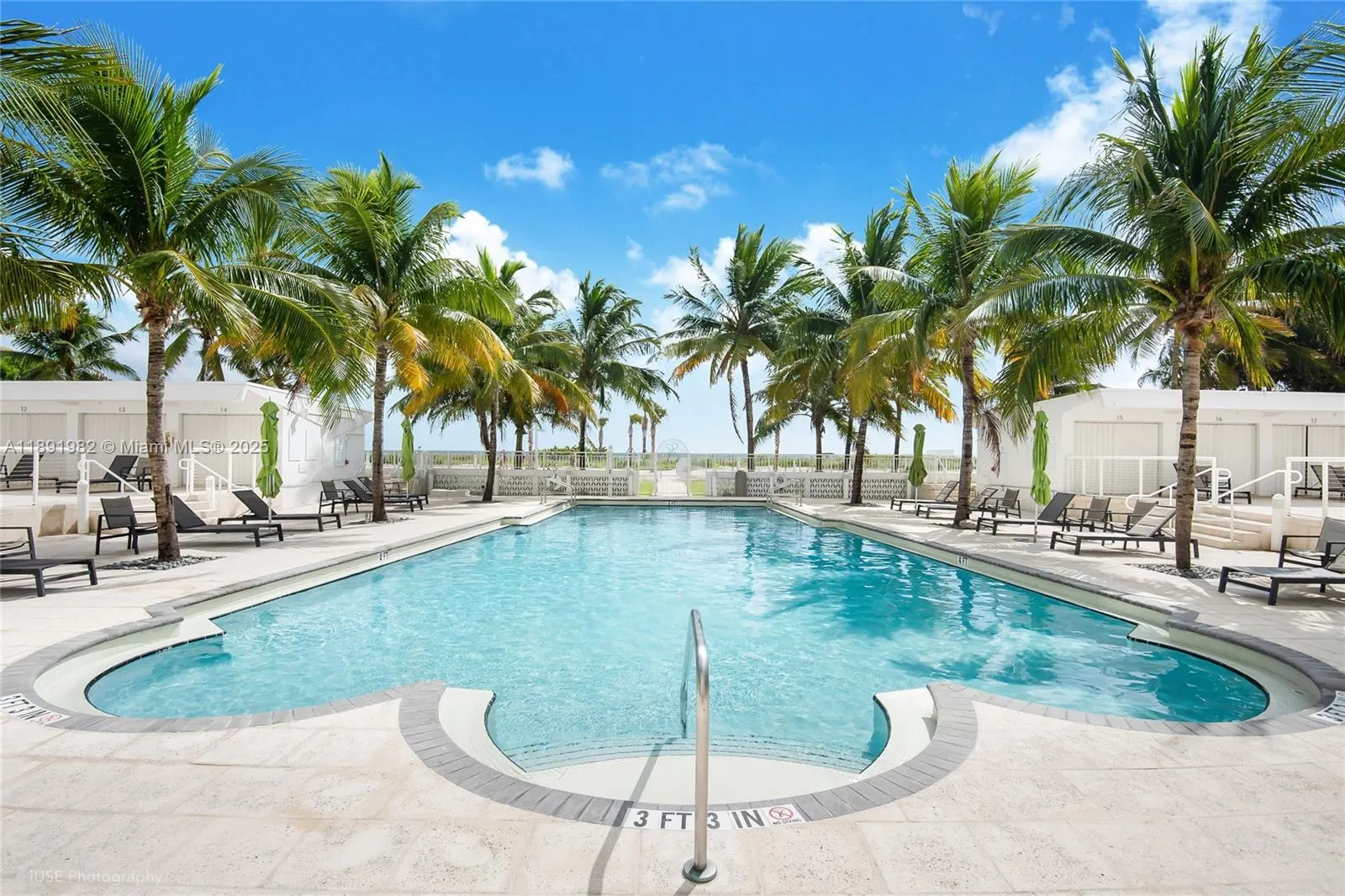 4925 Collins Ave, #6G