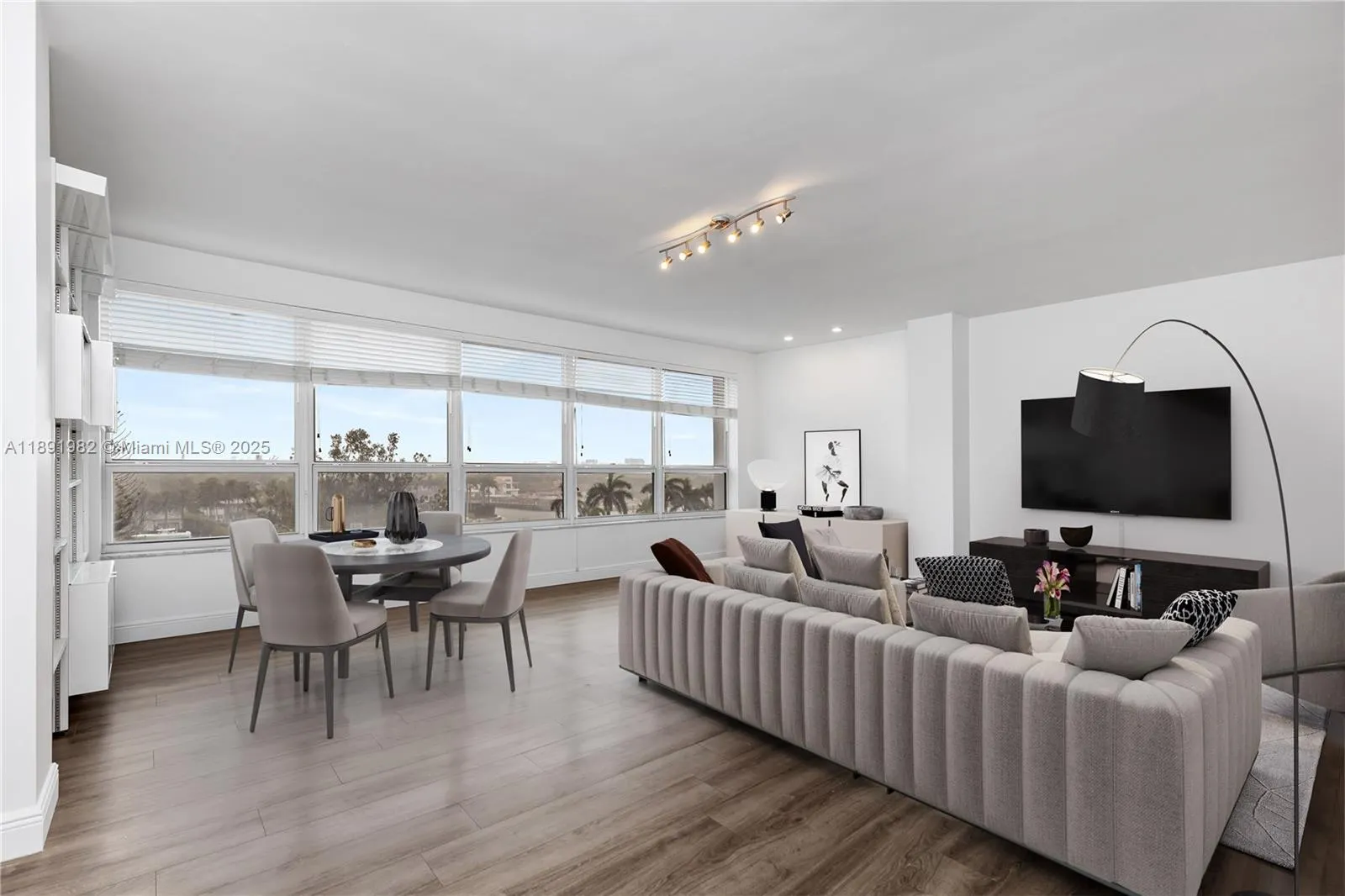 4925 Collins Ave, #6G