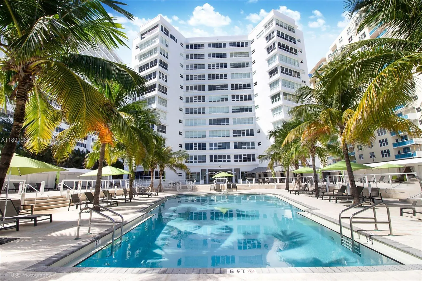 4925 Collins Ave, #6G