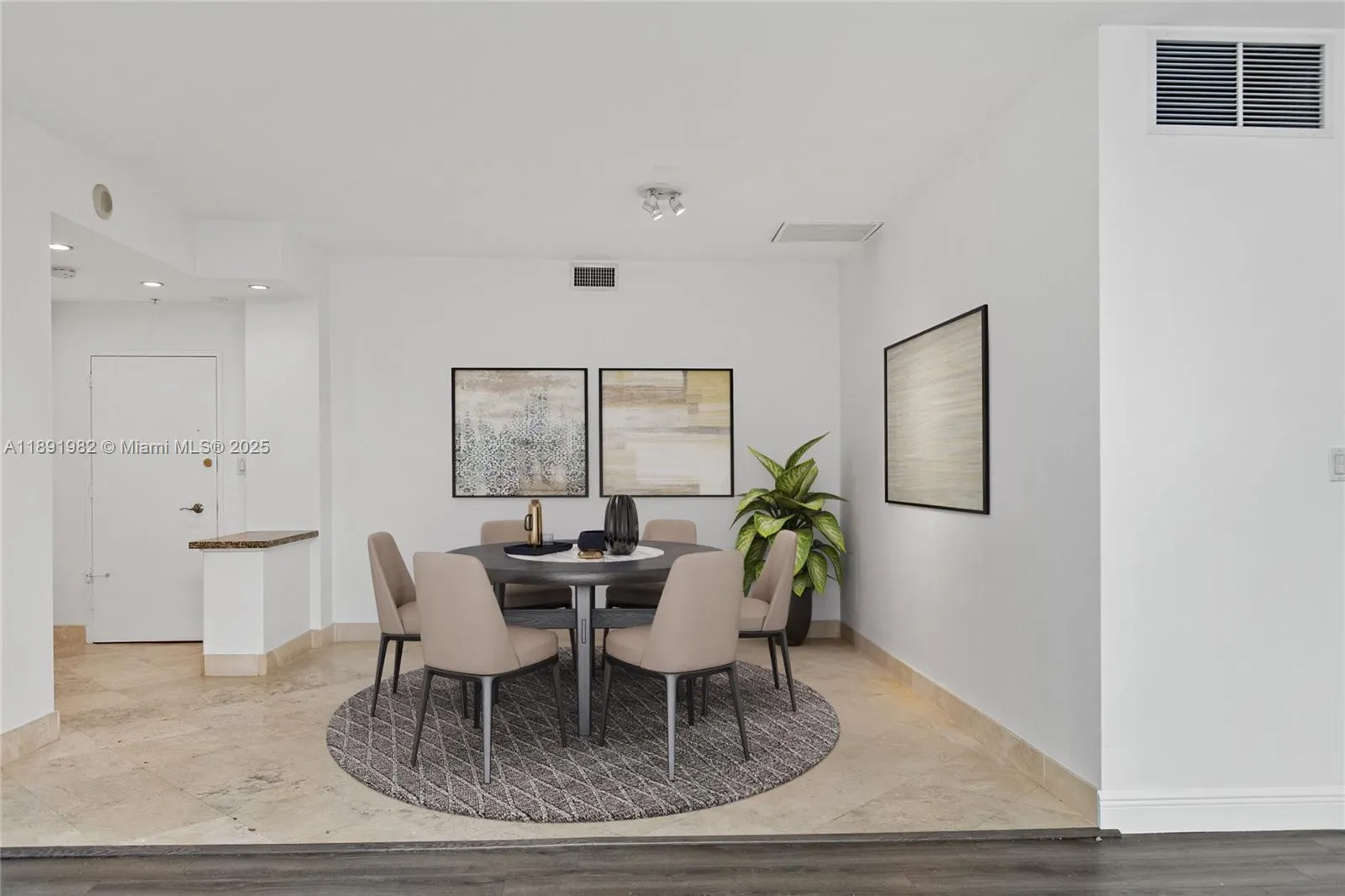 4925 Collins Ave, #6G