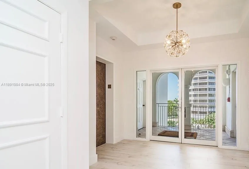 3500 Island Blvd, #DPH01