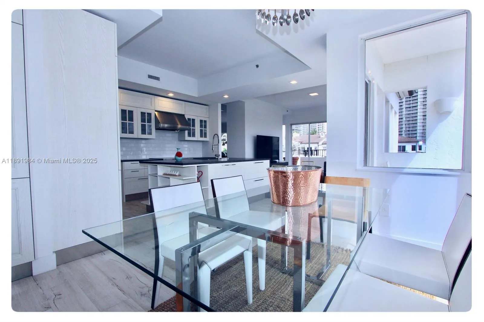 3500 Island Blvd, #DPH01