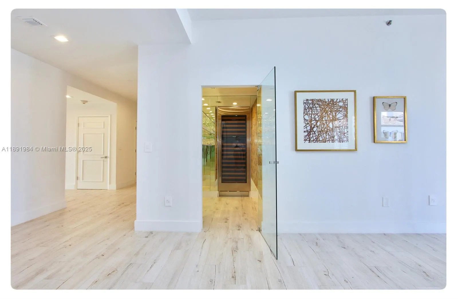3500 Island Blvd, #DPH01