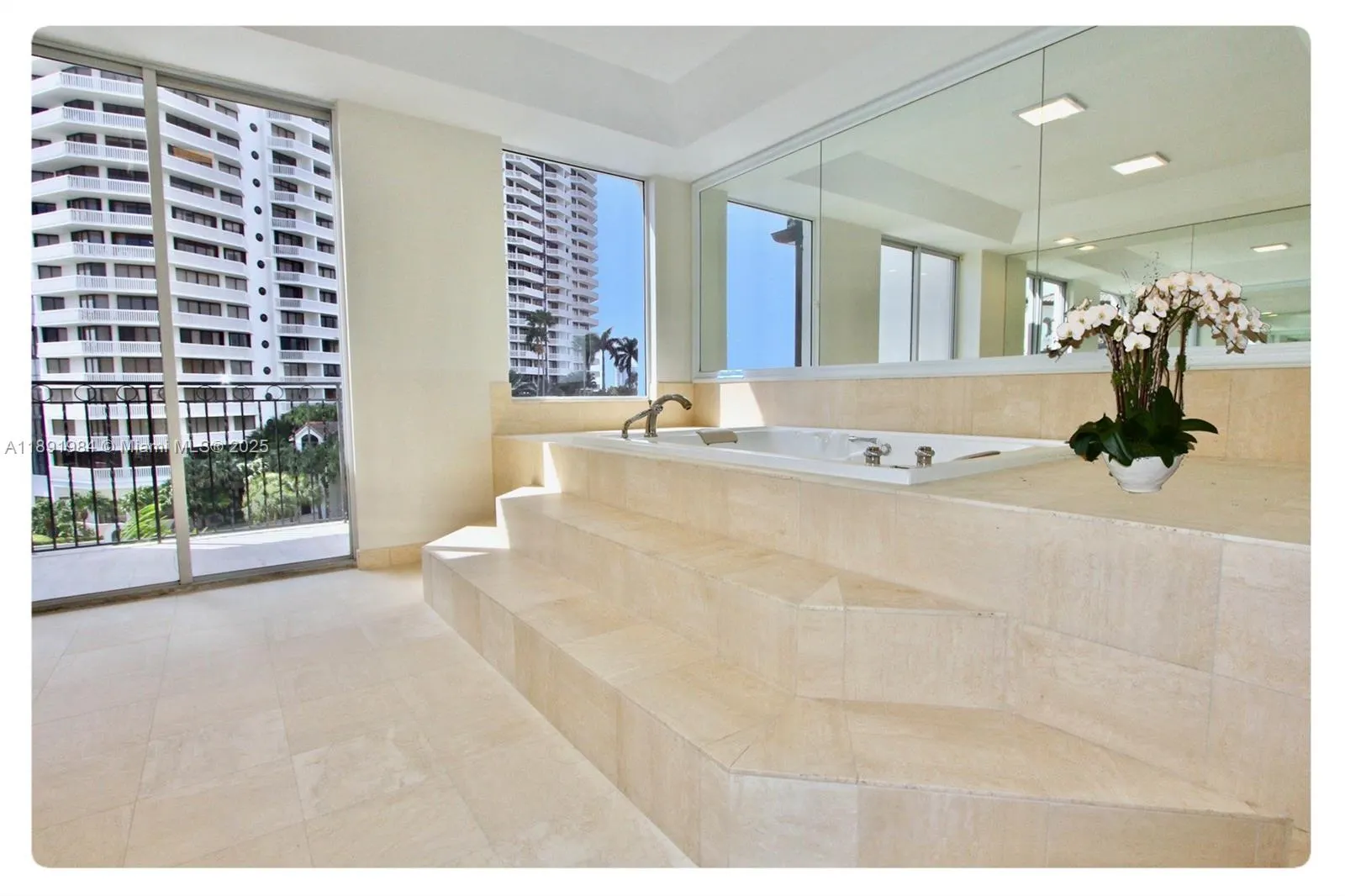 3500 Island Blvd, #DPH01