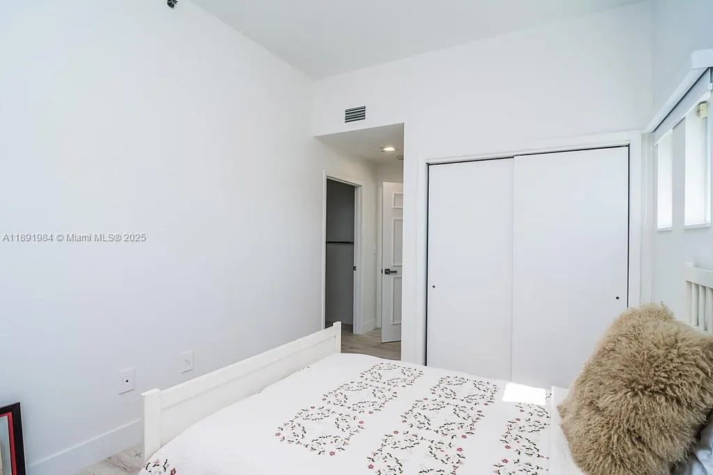 3500 Island Blvd, #DPH01