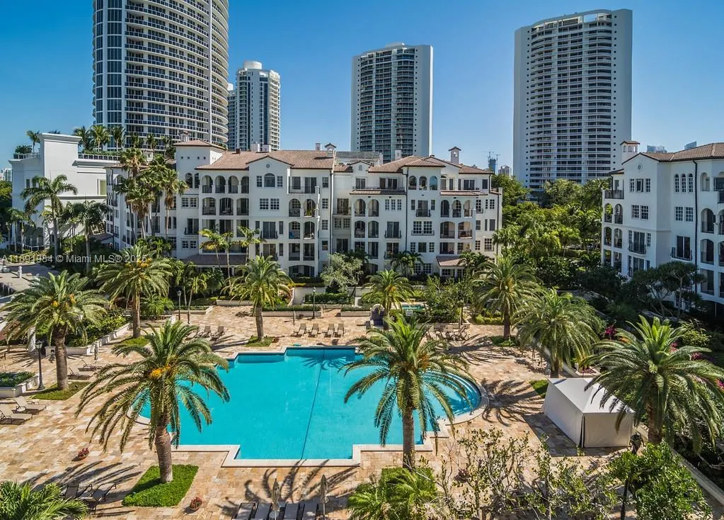 3500 Island Blvd, #DPH01