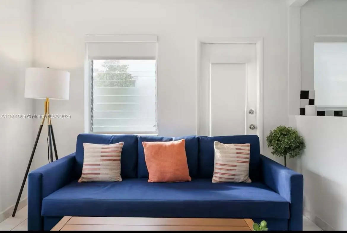 7721 Harding Ave, #8