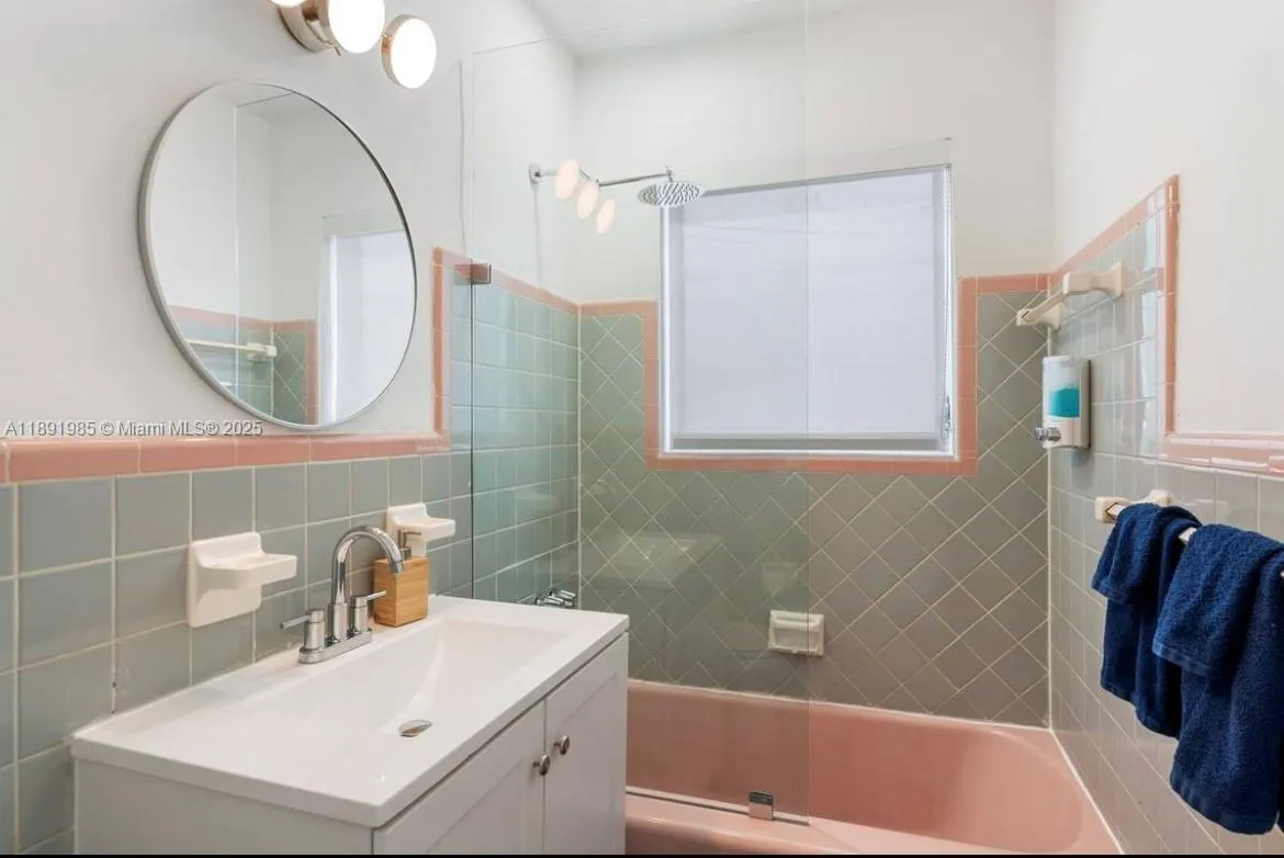 7721 Harding Ave, #8