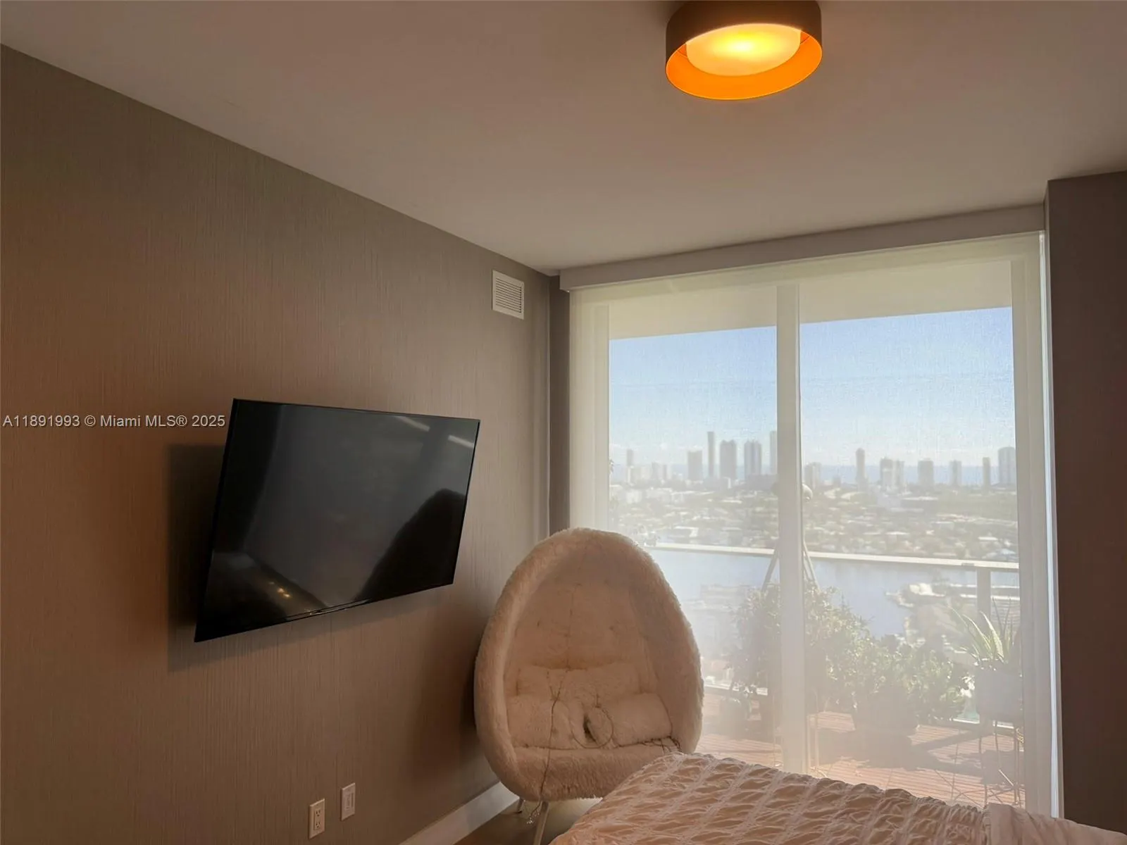 16385 Biscayne Blvd, #3018