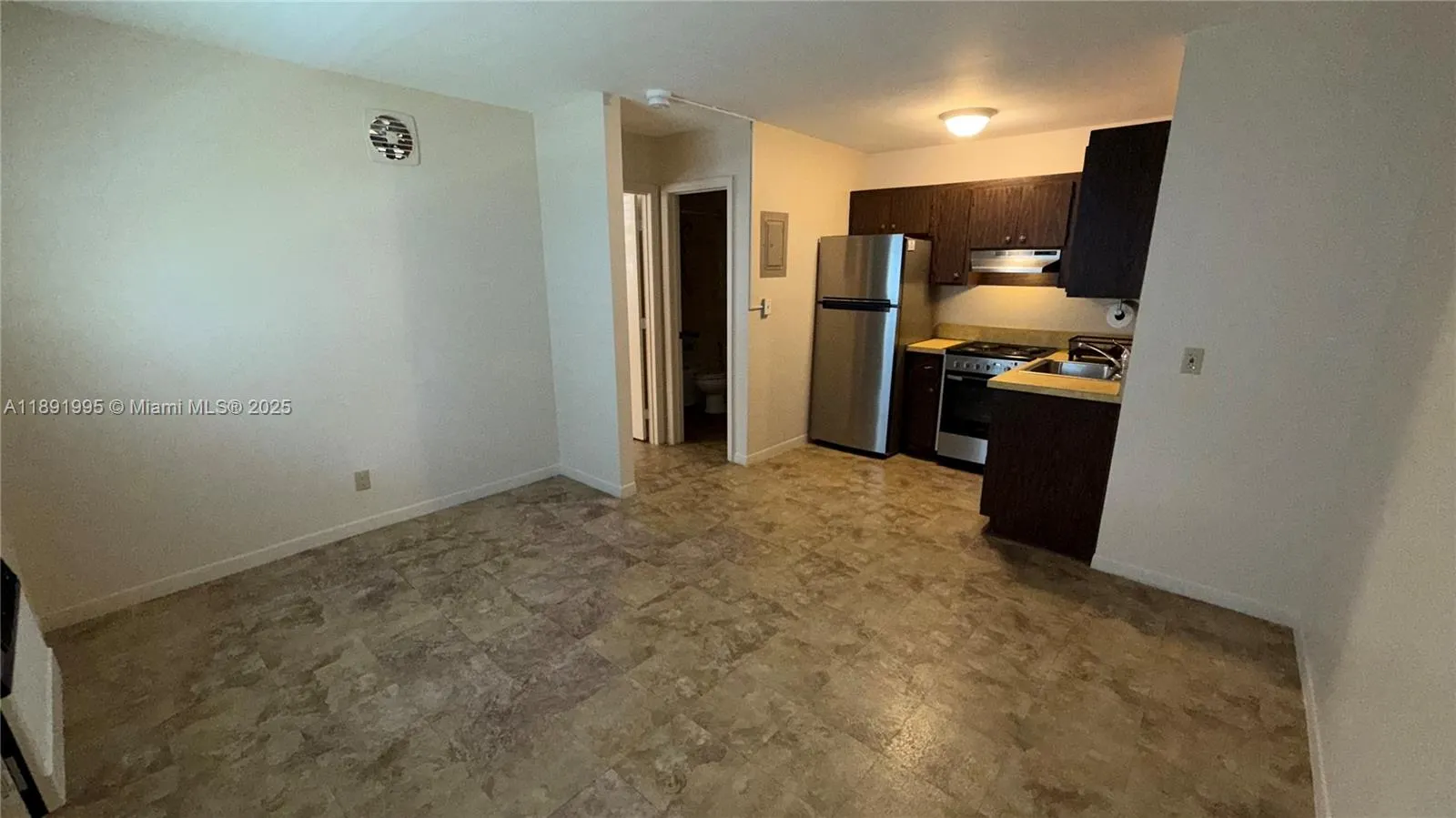 2400 SW 42nd Ave, #2