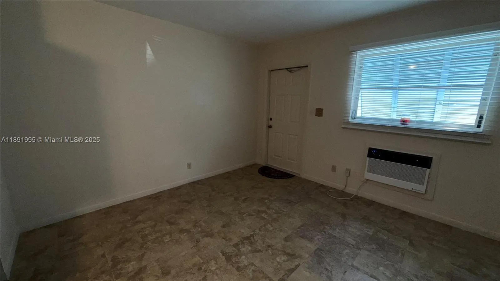 2400 SW 42nd Ave, #2