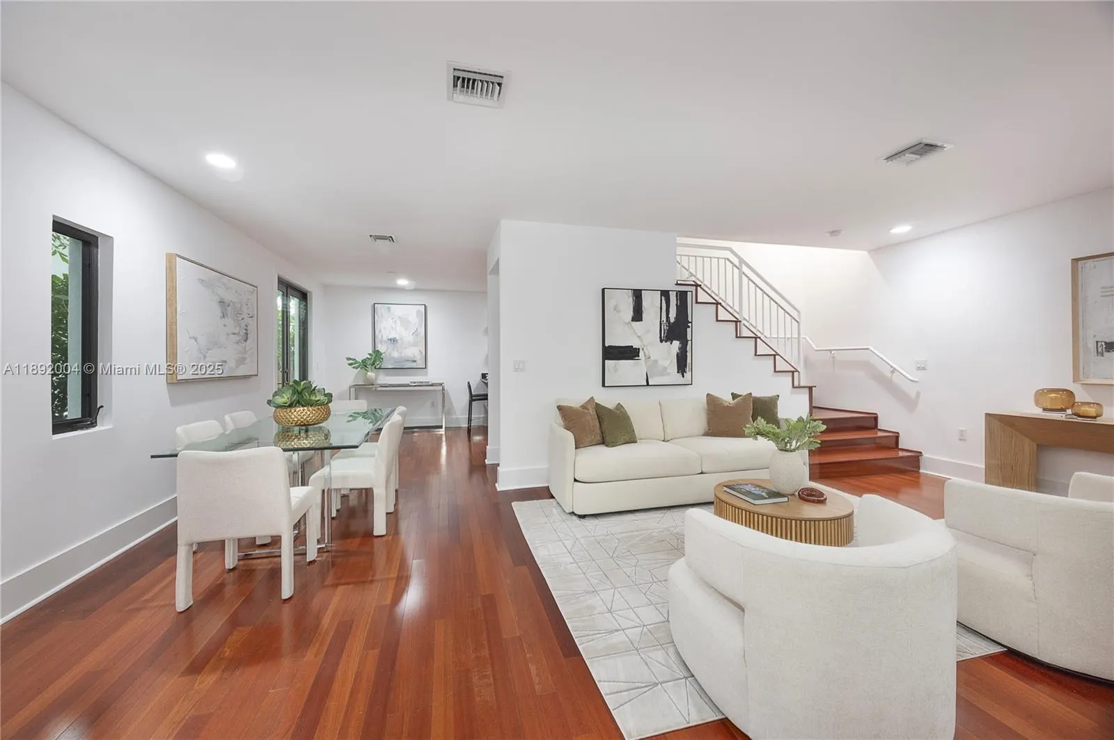 3170 Jackson Ave, #5