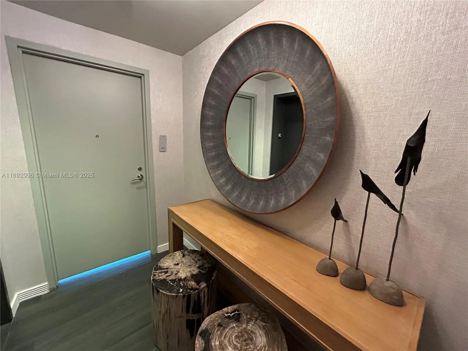 2900 NE 7th Ave, #306