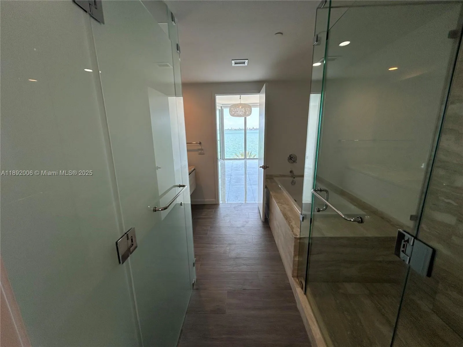 2900 NE 7th Ave, #306