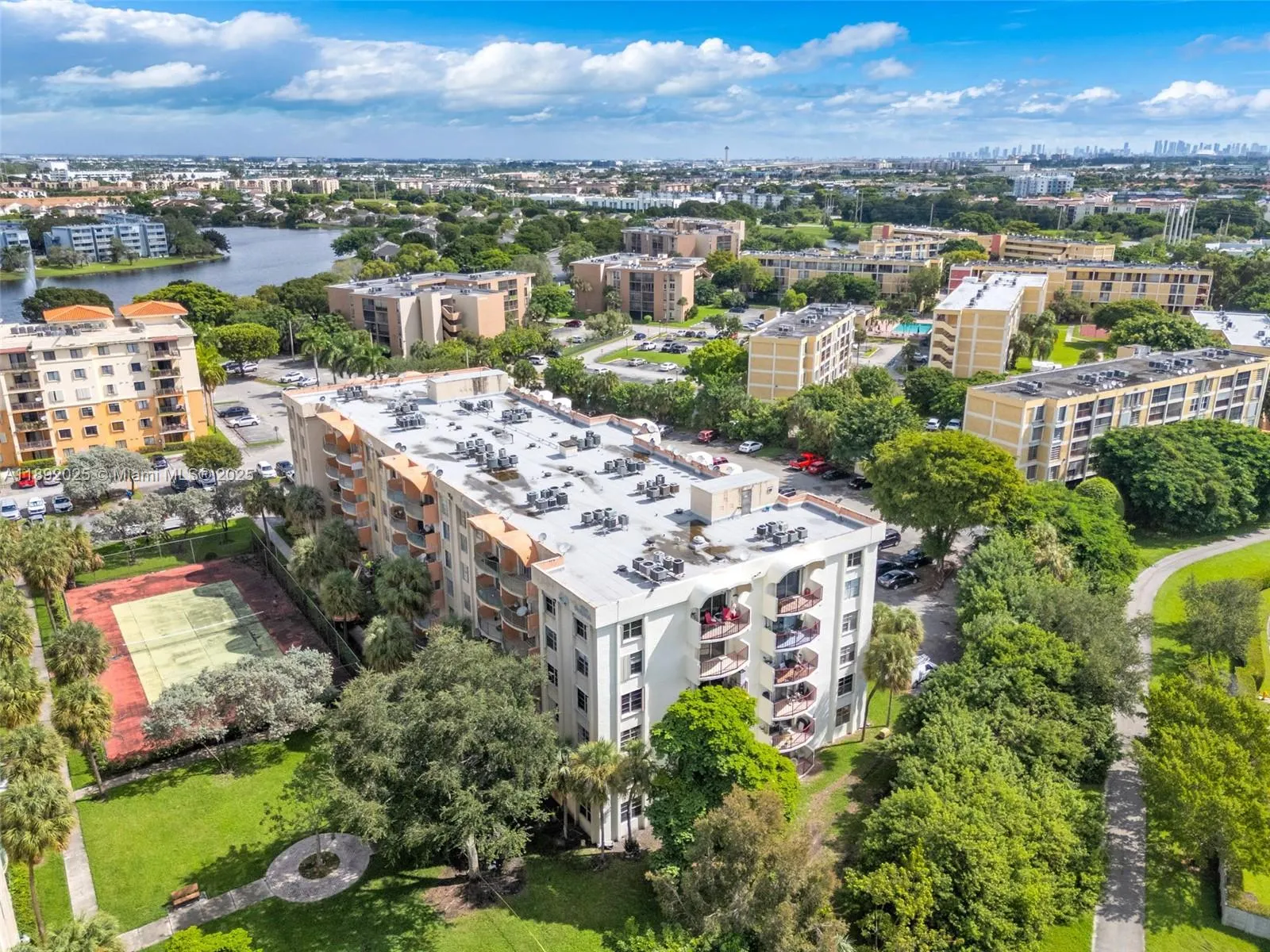 9310 Fontainebleau Blvd, #201