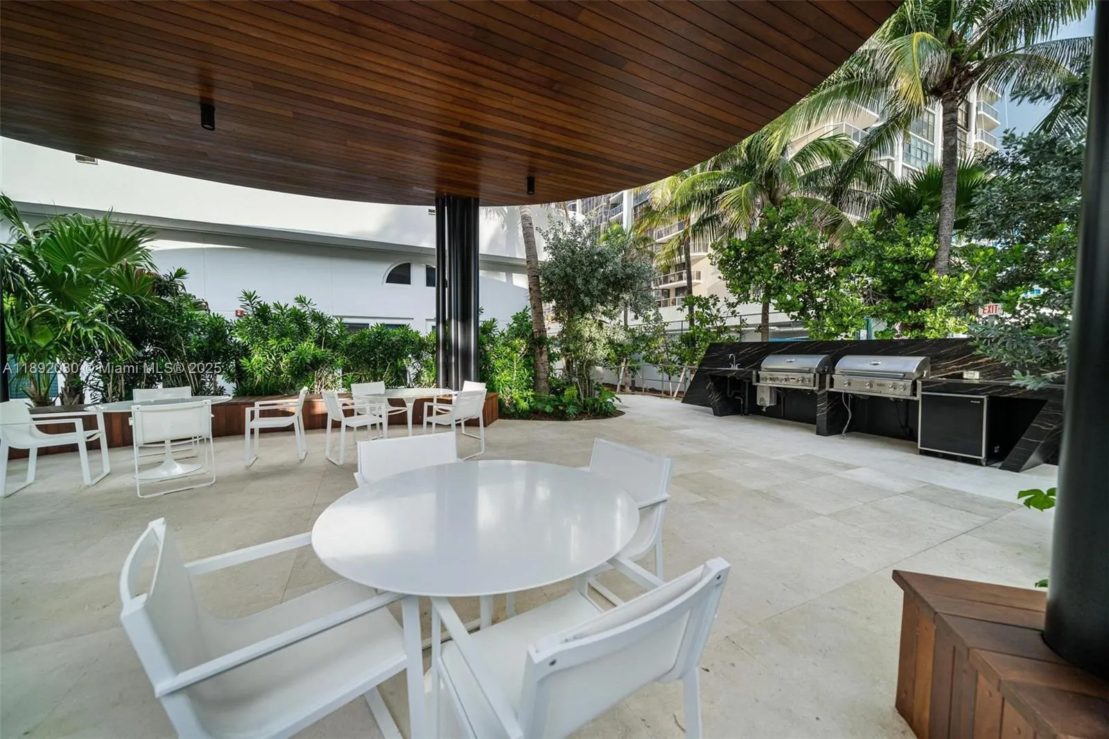 6365 Collins Ave, #2901