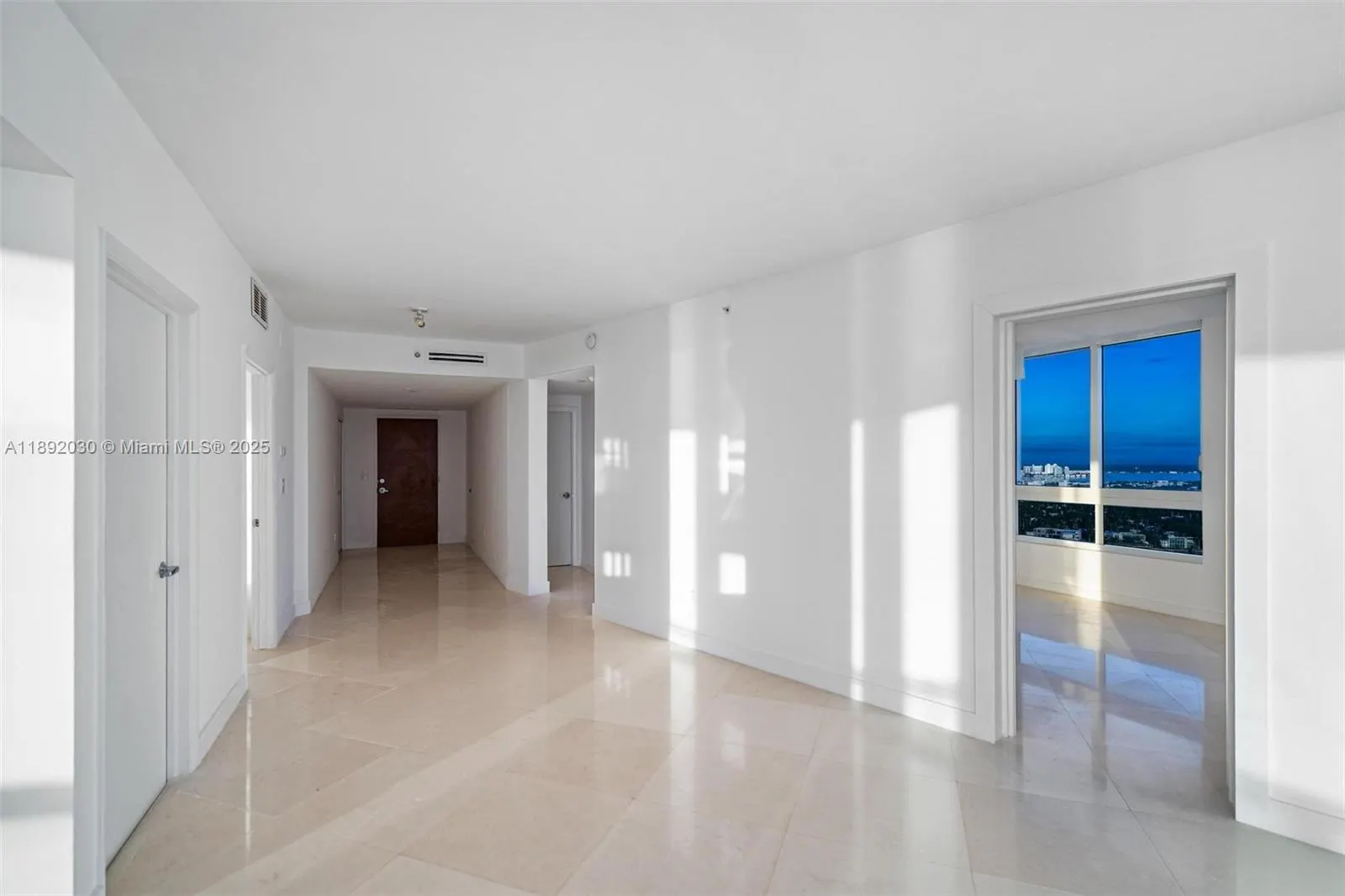 6365 Collins Ave, #2901