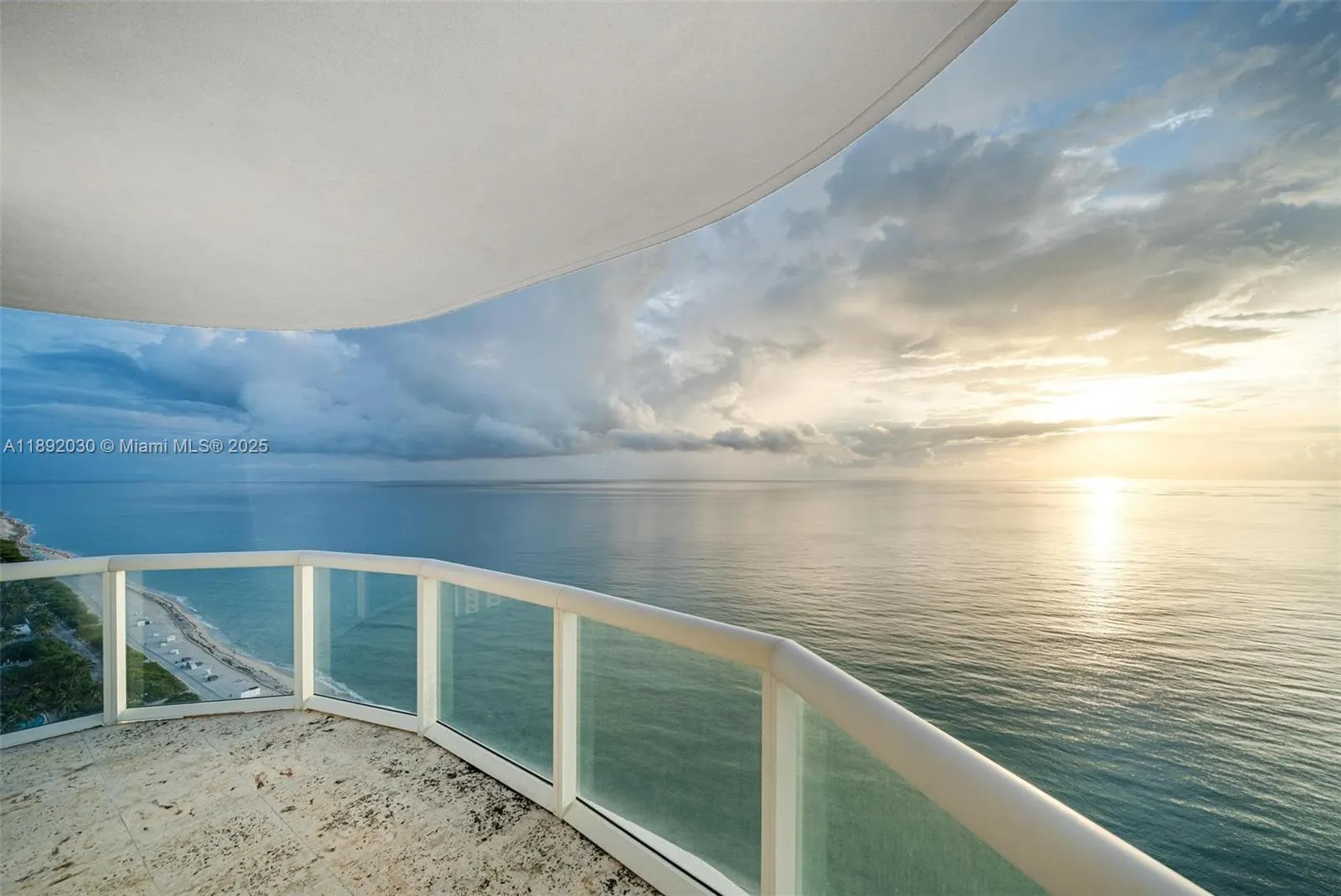 6365 Collins Ave, #2901