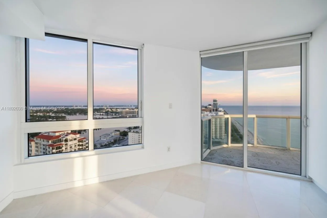 6365 Collins Ave, #2901