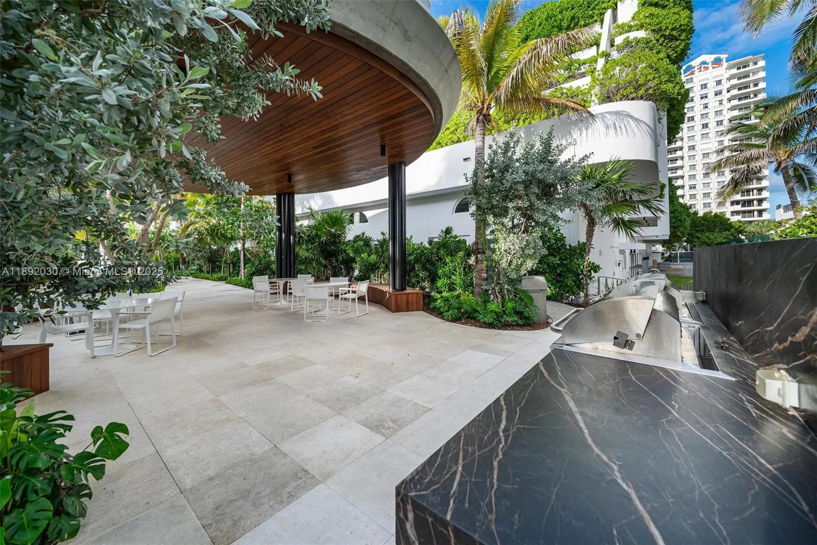 6365 Collins Ave, #2901