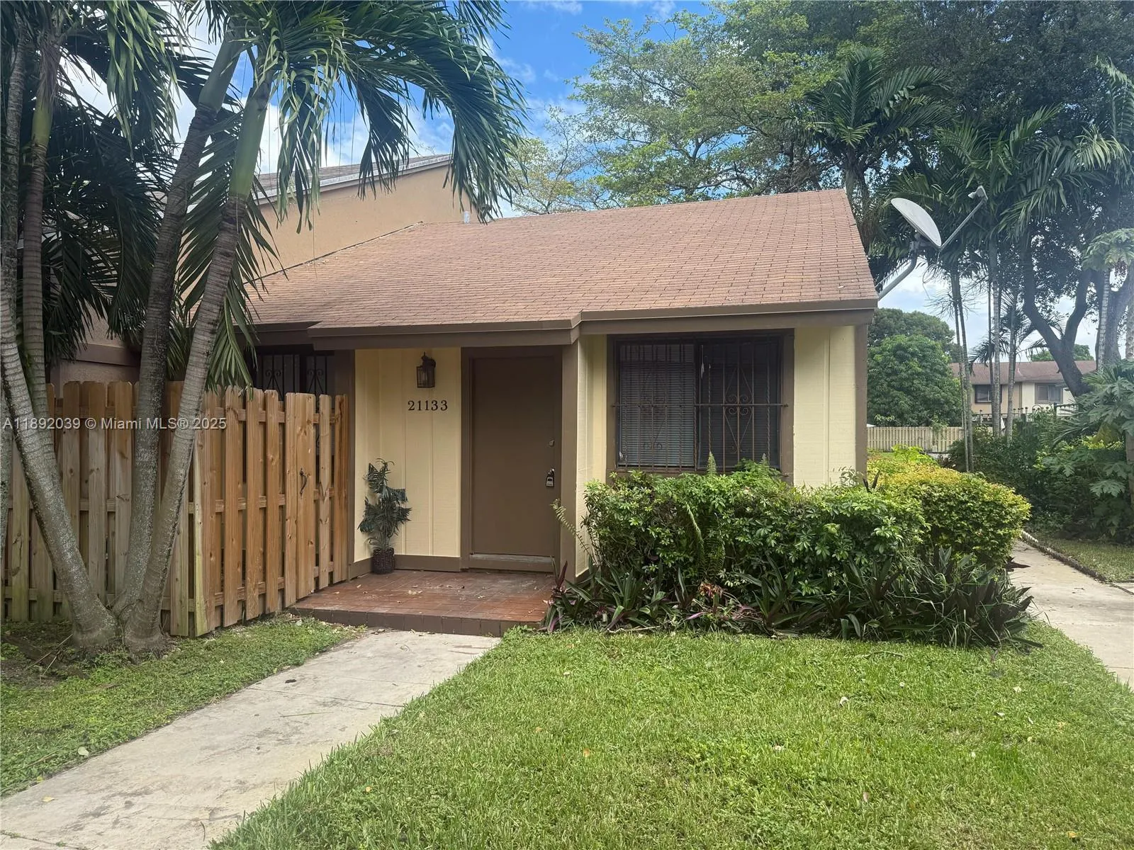 21133 NE 4th Ct