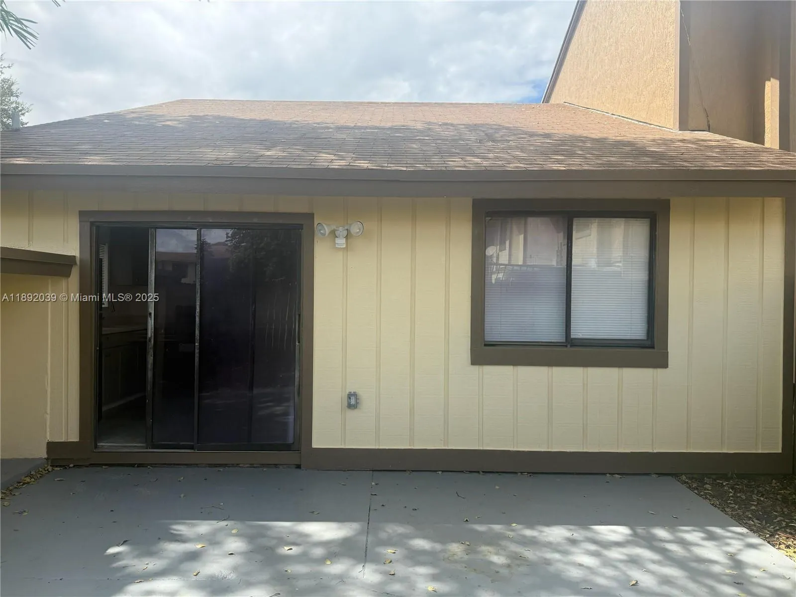 21133 NE 4th Ct