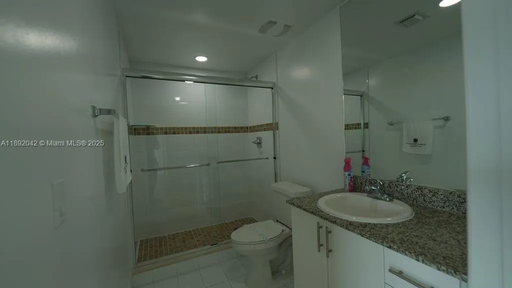 987 SW 37th Ave, #909