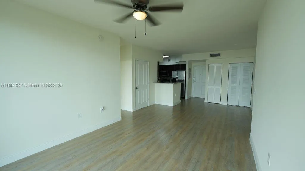 987 SW 37th Ave, #909