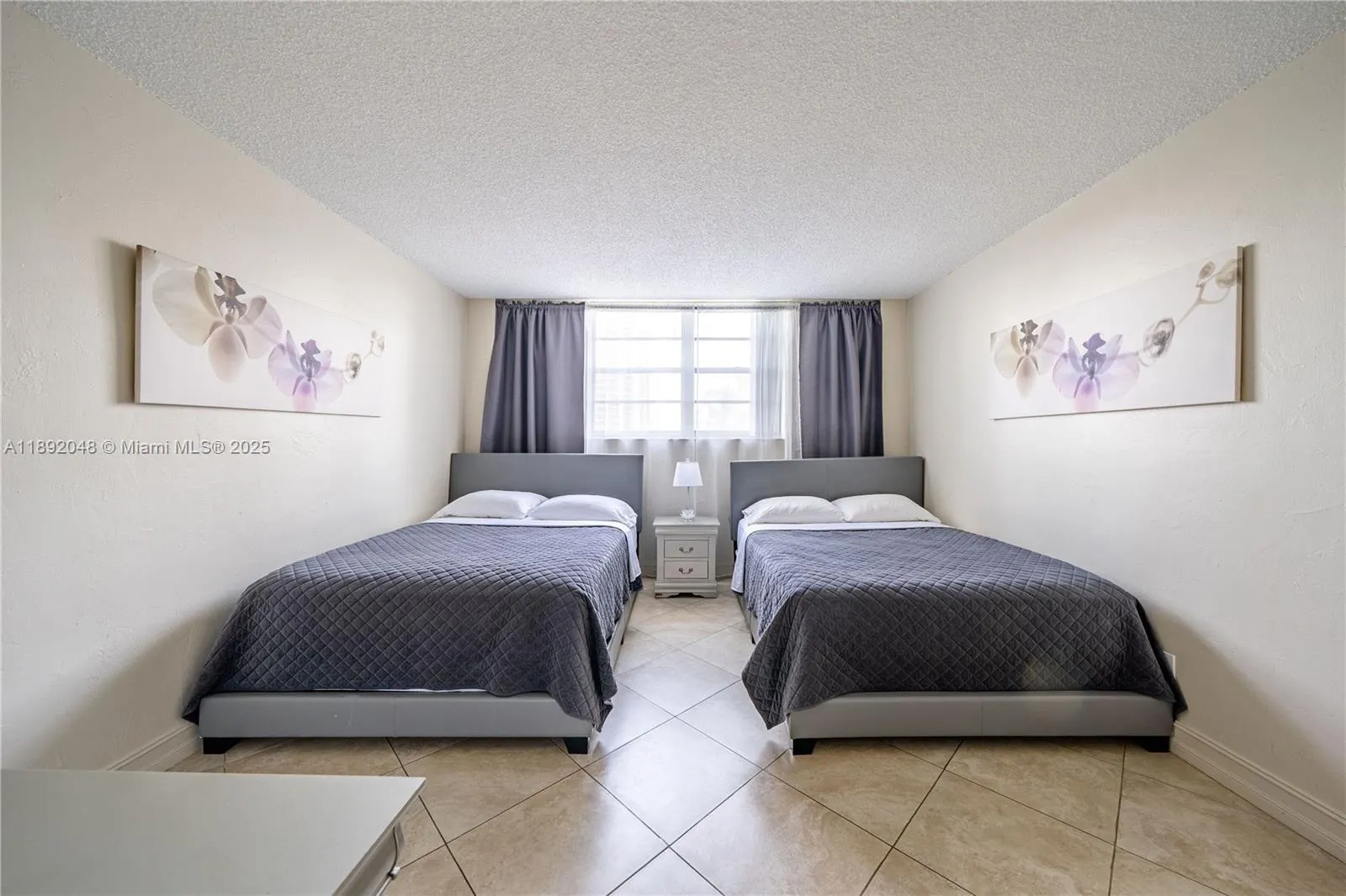 19370 Collins Ave, #407