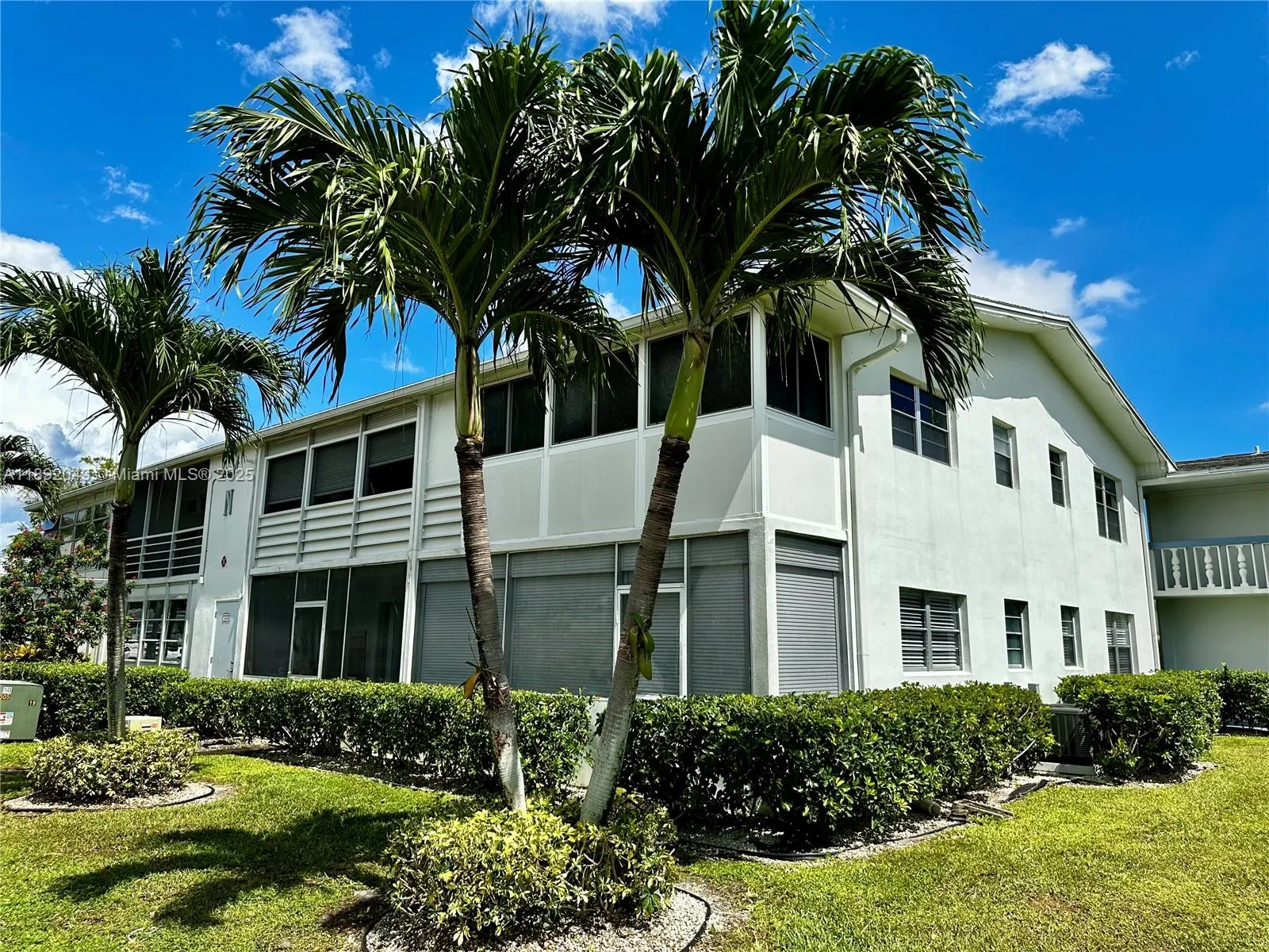 213 Oakridge  N, #213
