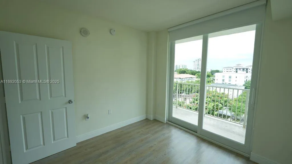 987 SW 37th Ave, #1005