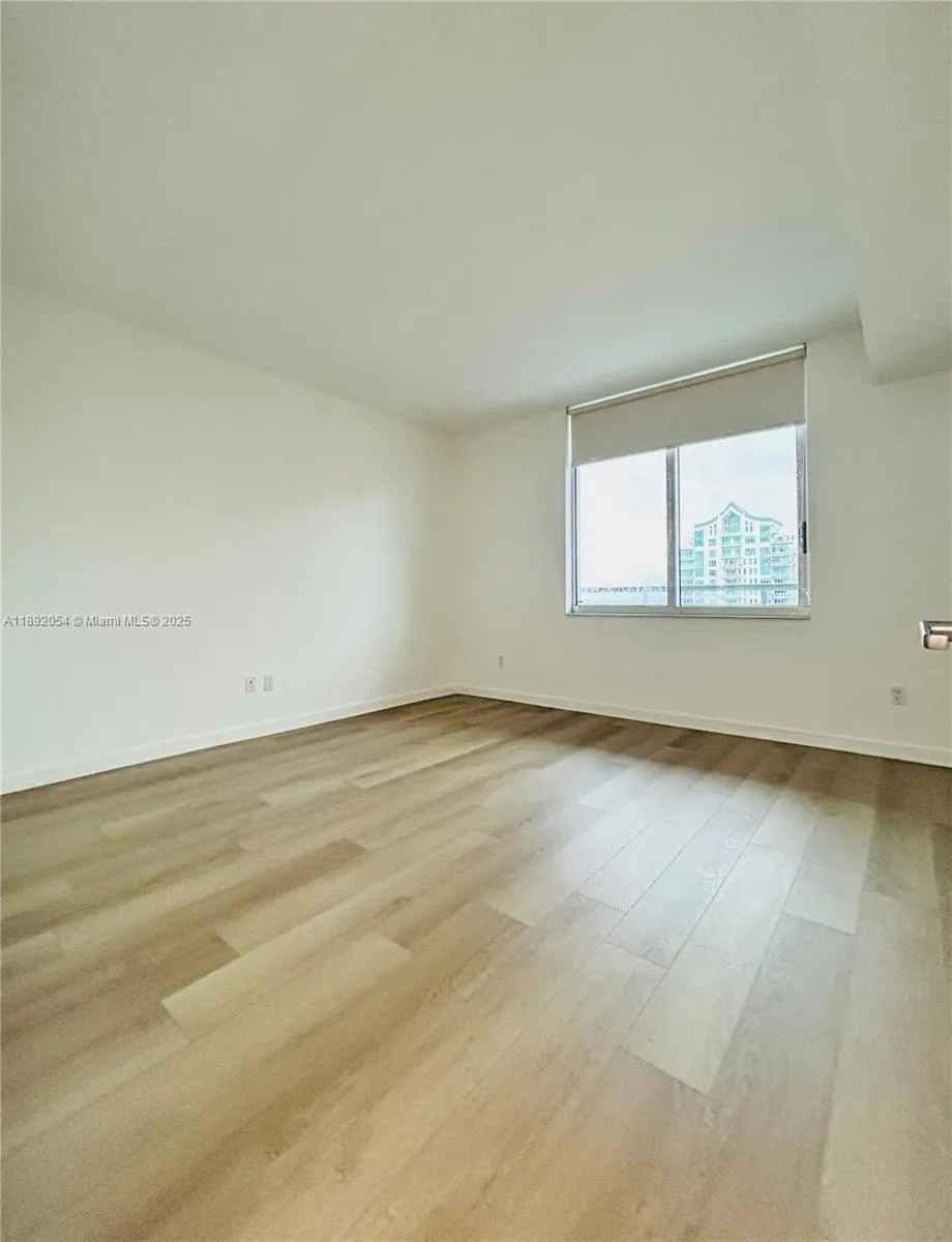 325 S Biscayne Blvd, #3917