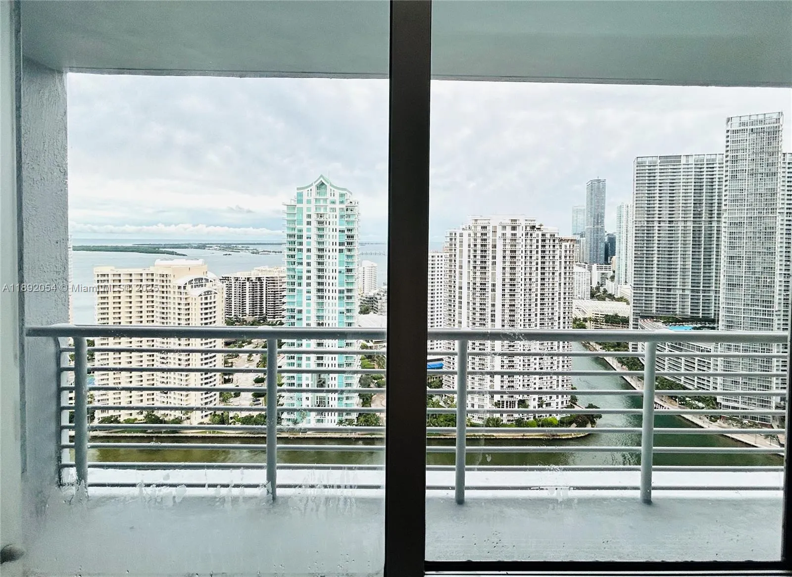 325 S Biscayne Blvd, #3917