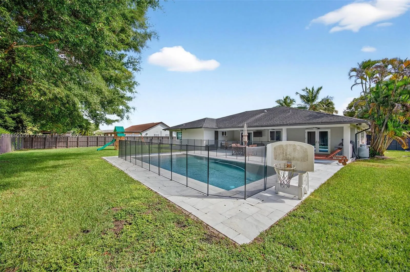 17500 SW 93rd Pl