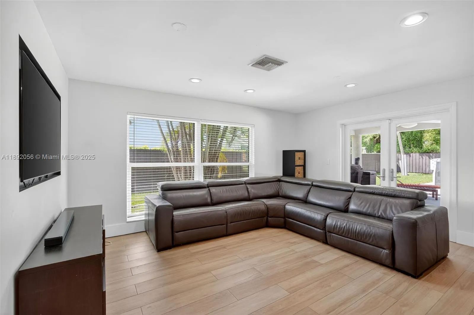 17500 SW 93rd Pl