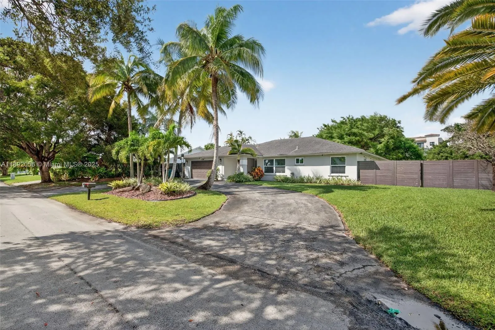 17500 SW 93rd Pl