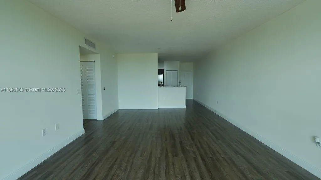 987 SW 37th Ave, #610