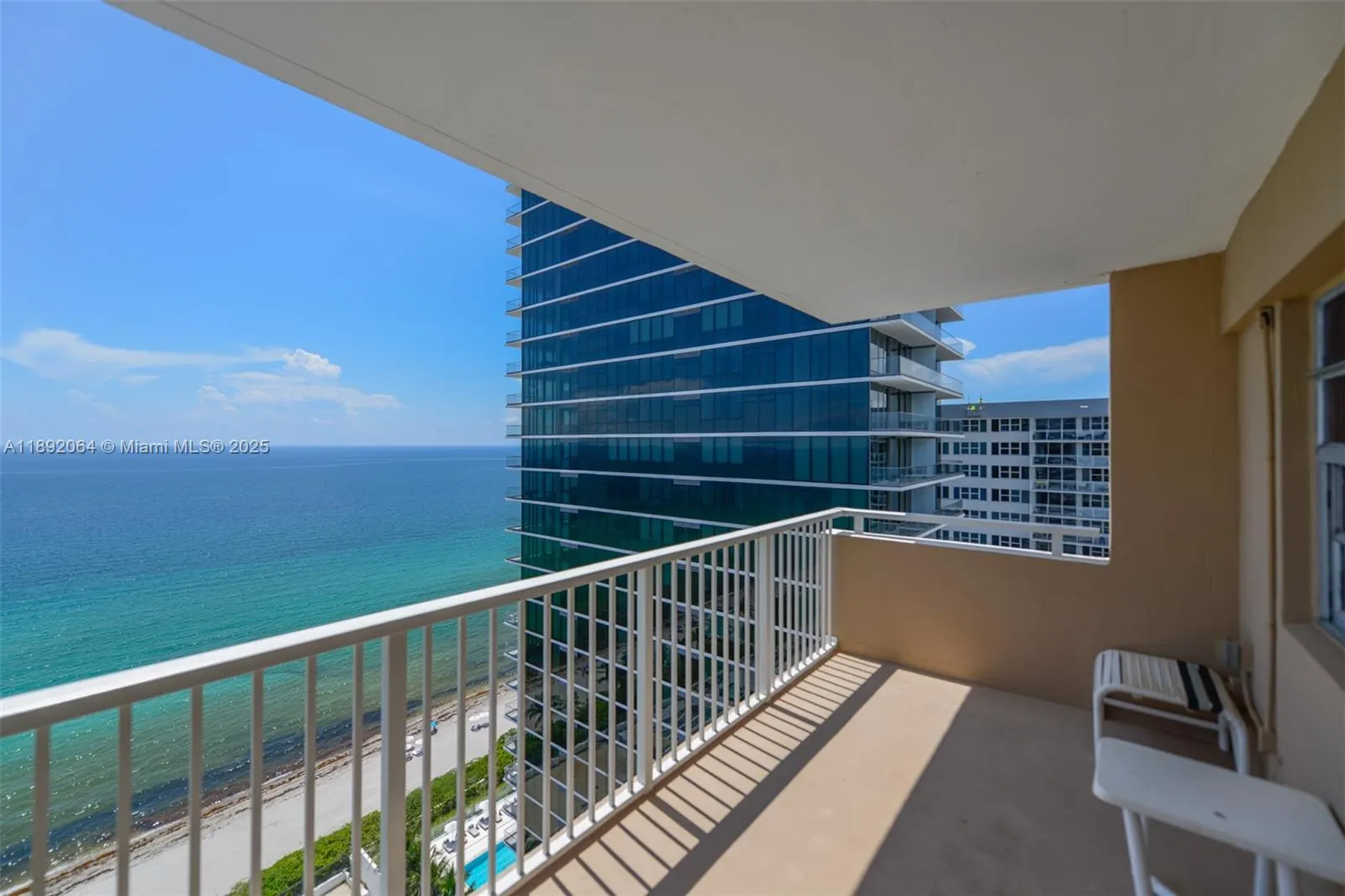 1980 S Ocean Dr, #21E