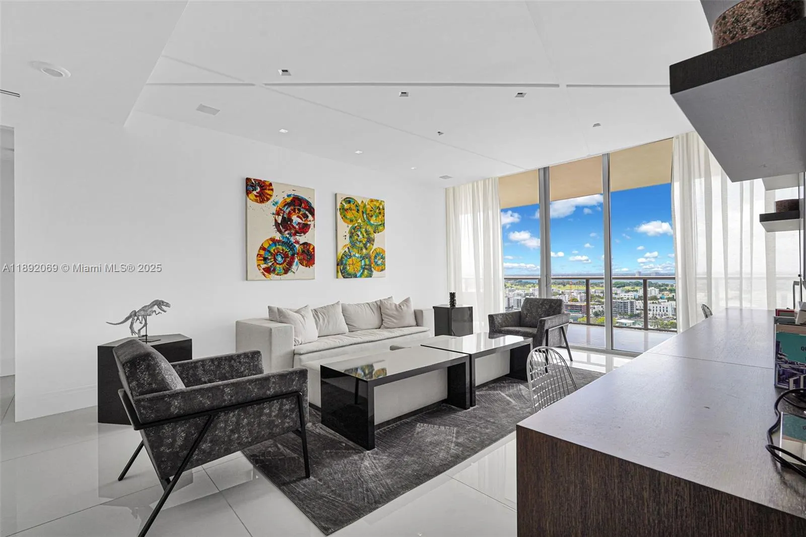 9701 Collins Ave, #2103S