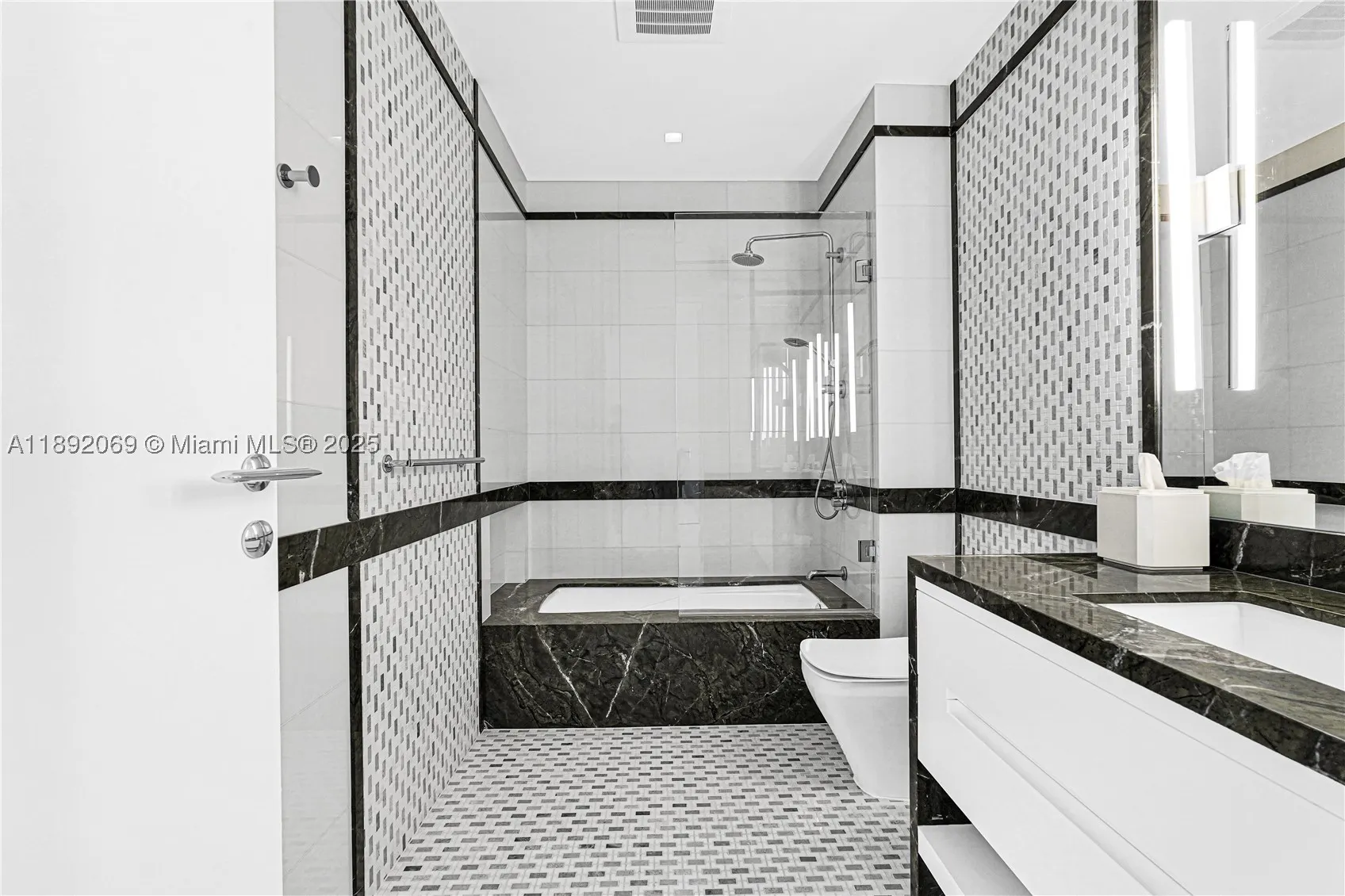 9701 Collins Ave #2103S