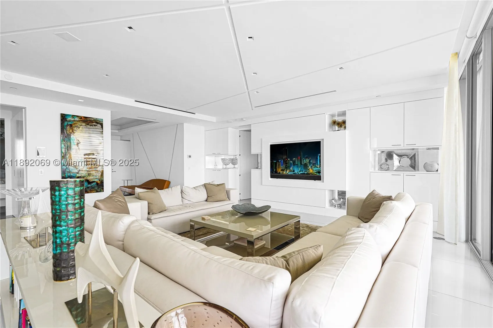 9701 Collins Ave #2103S