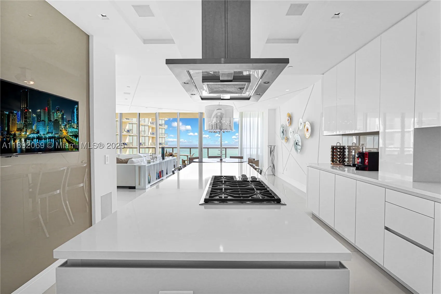 9701 Collins Ave #2103S